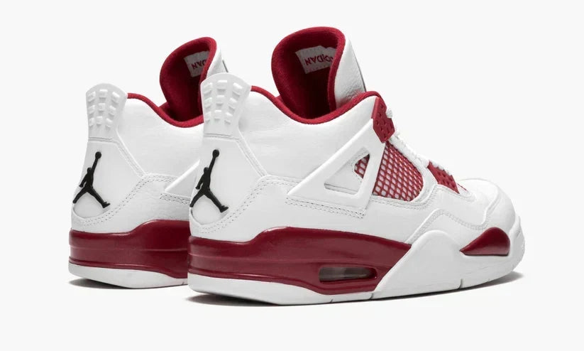 Air Jordan 4 Retro “Crimson Tint”